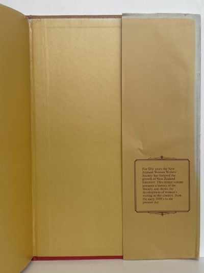 WOMEN WRITERS OF NEW ZEALAND 1932-1982