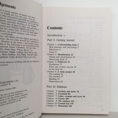 THE NEW ZEALAND BIRDWATCHERS' HANDBOOK