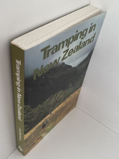 TRAMPING IN NEW ZEALAND