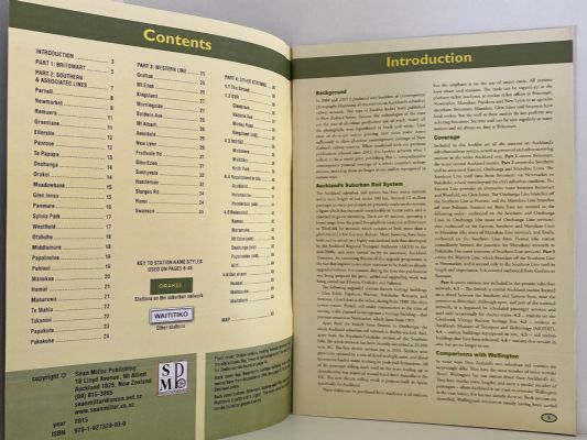 AUCKLAND'S RAILWAY STATIONS: A Contemporary Pictorial