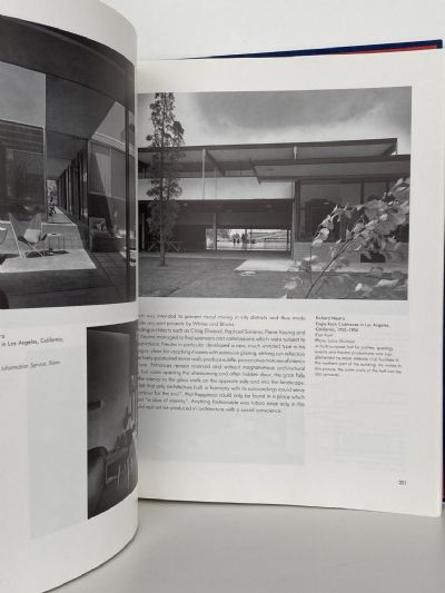 ARCHITECTURE IN THE TWENTIETH CENTURY