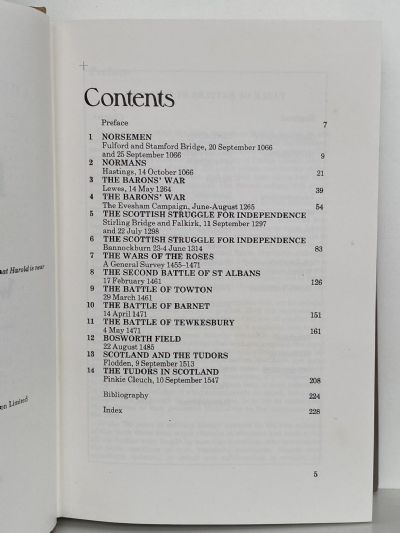 BATTLES IN BRITAIN 1066-1746: And Their Political Background
