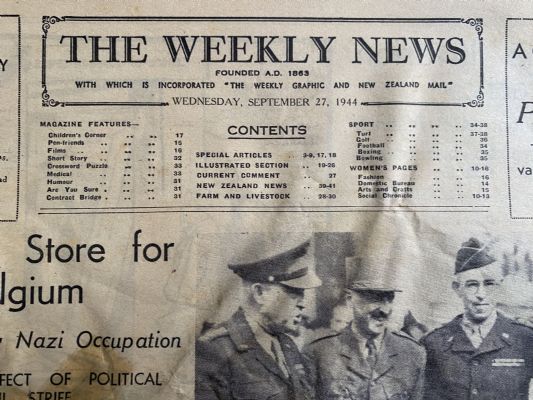 OLD NEWSPAPER: The Weekly News - No. 4218, 27 September 1944