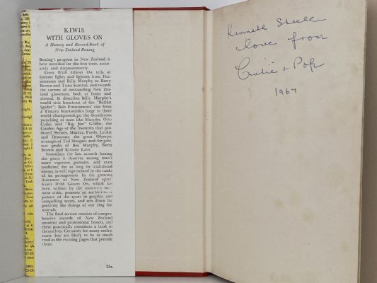 KIWIS WITH GLOVES ON: A History and Record book of New Zealand Boxing