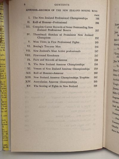 KIWIS WITH GLOVES ON: A History and Record book of New Zealand Boxing