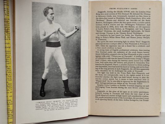 KIWIS WITH GLOVES ON: A History and Record book of New Zealand Boxing