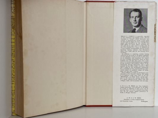 KIWIS WITH GLOVES ON: A History and Record book of New Zealand Boxing