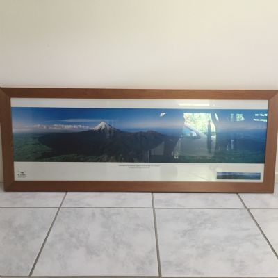 Colour photo of Mount Taranaki, Egmont National Park, New Zealand