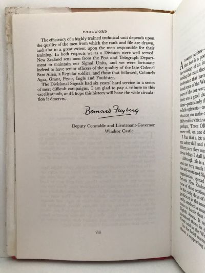 DIVISIONAL SIGNALS: Official History of New Zealand In The Second World War