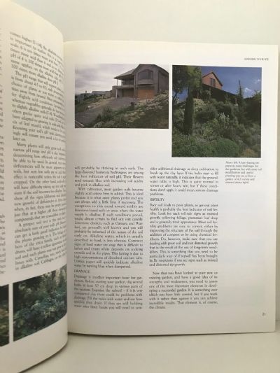THE COMPLETE NEW ZEALAND GARDENER: A Practical Guide