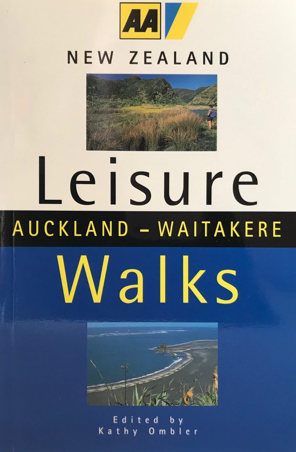 AA NEW ZEALAND LEISURE WALKS: Auckland - Waitakere