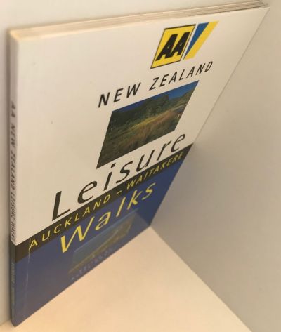 AA NEW ZEALAND LEISURE WALKS: Auckland - Waitakere